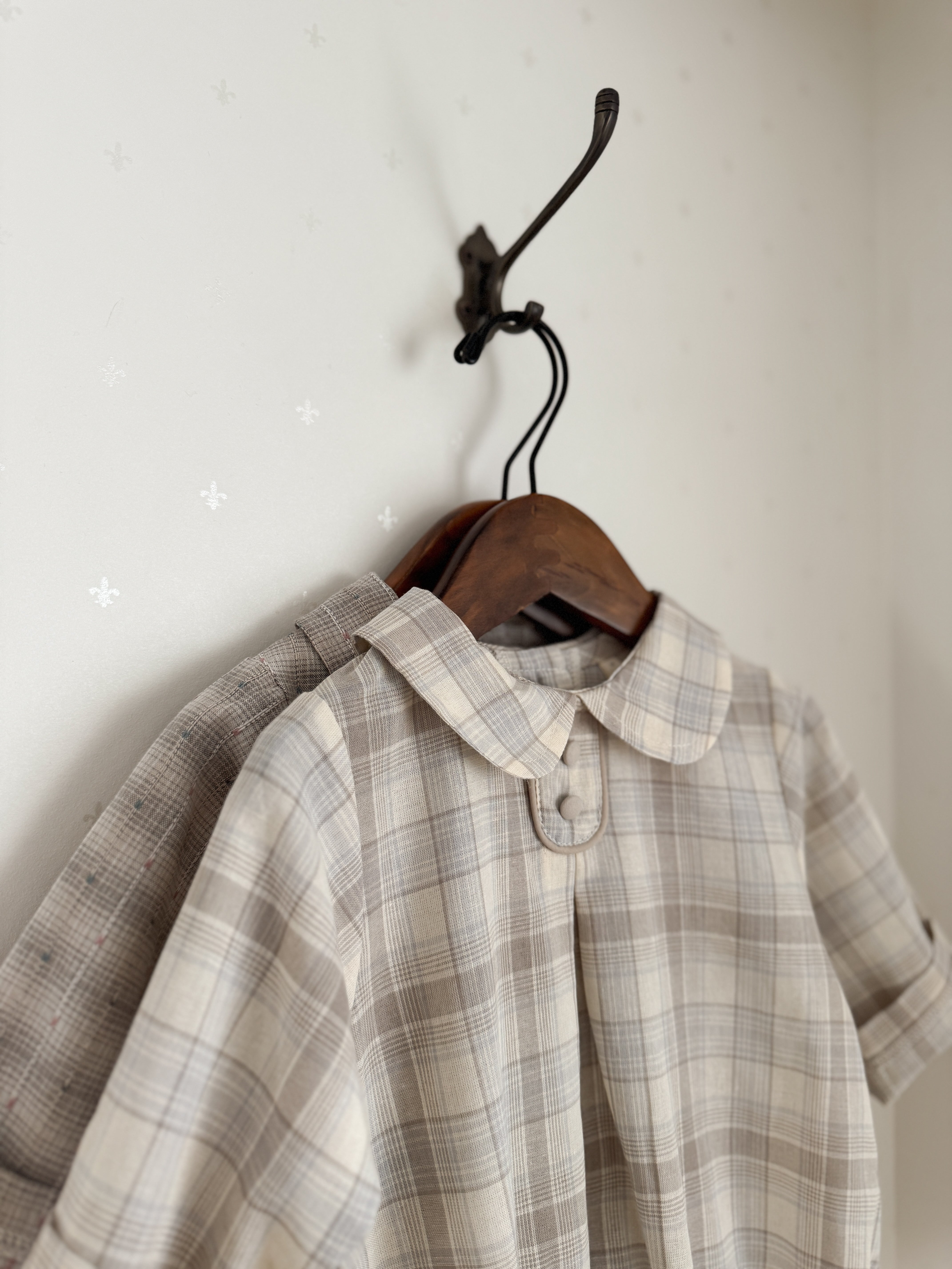 Leandre check rompers