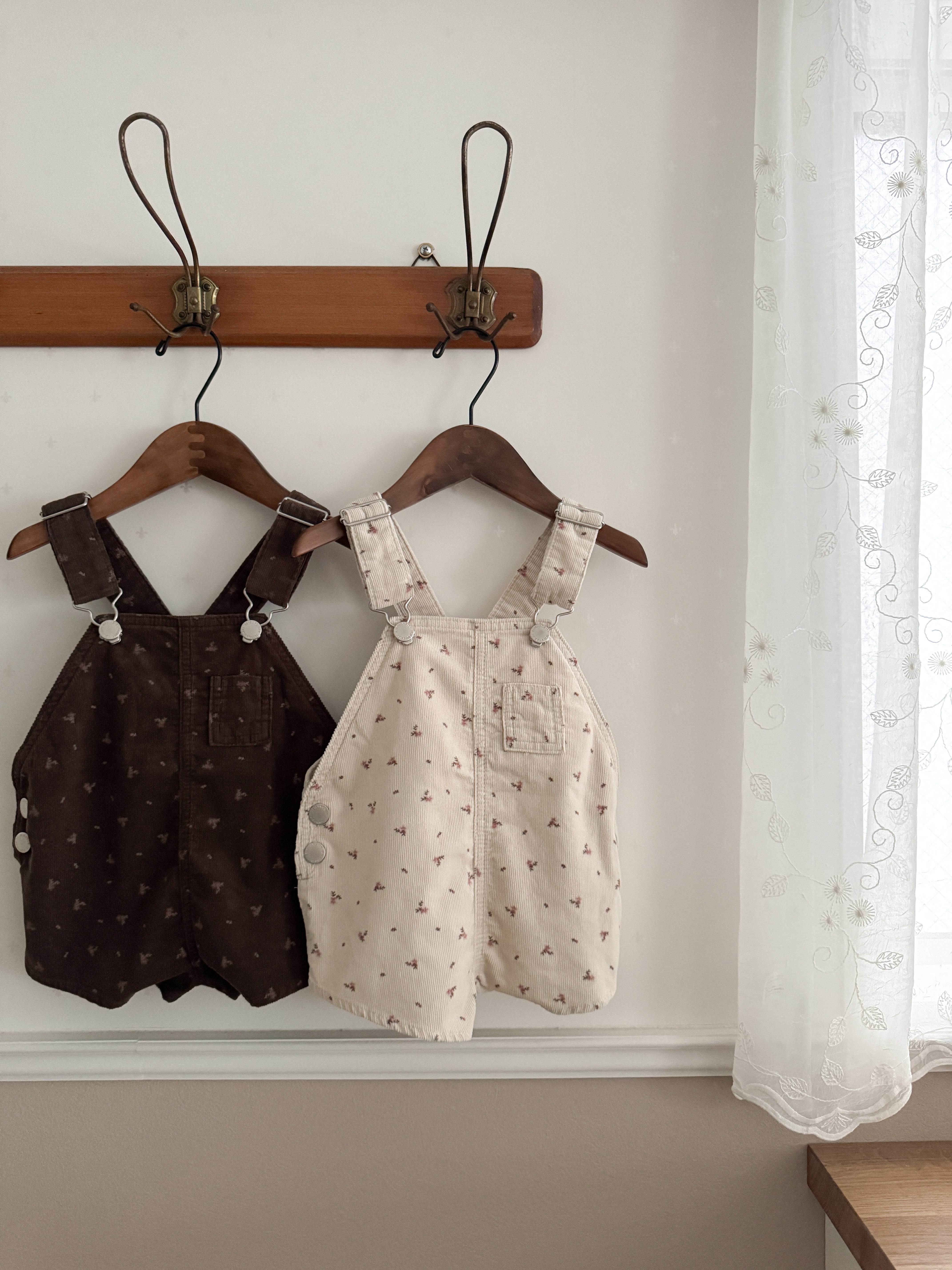 Corduroy berry short overall (flower)