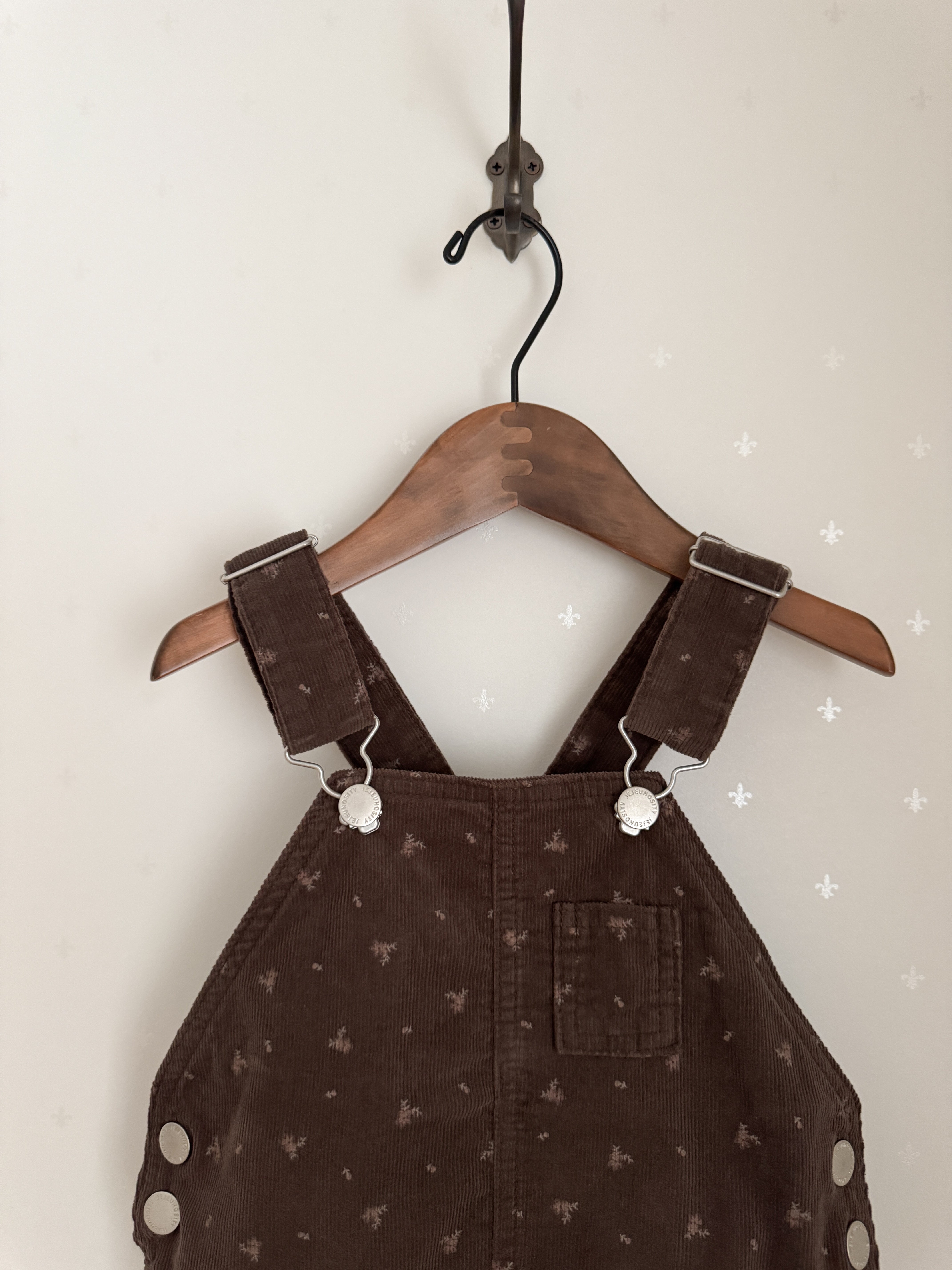 Corduroy berry short overall (flower)
