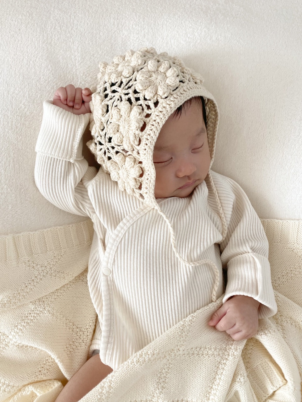 Daon newborn suit
