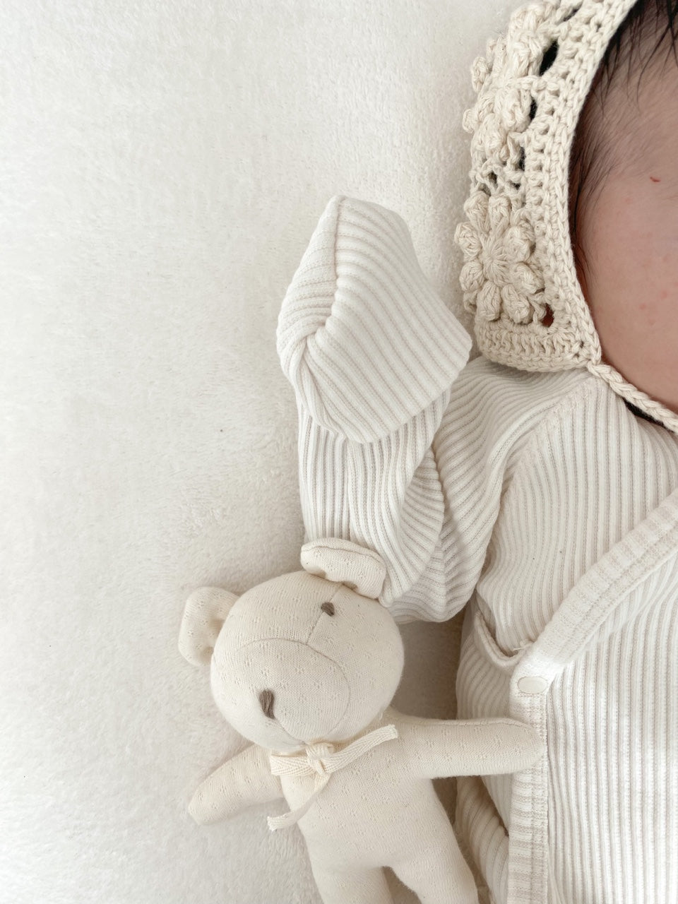 Daon newborn suit