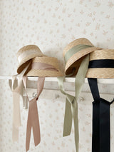 Color ribbon straw hat