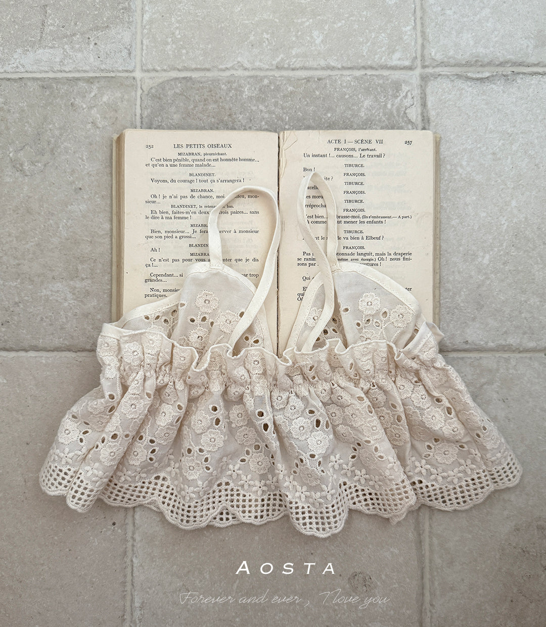 ［Aosta］Lace ribbon bustier