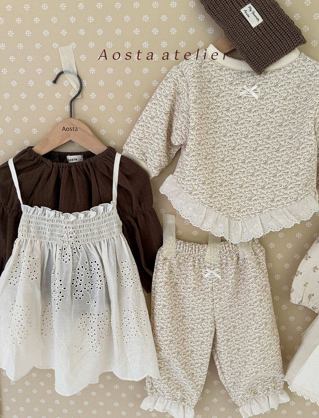 ［Aosta］Lace leaf one-piece