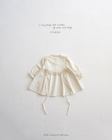 ［anggo］Cream one-piece