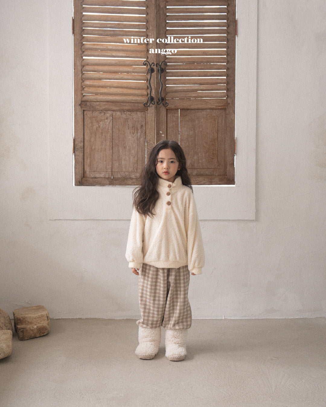 ［anggo］Cream button tops