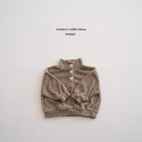 ［anggo］Cream button tops