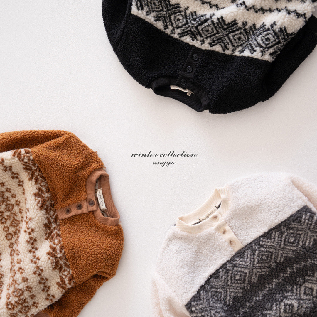 ［anggo］Pecan rompers