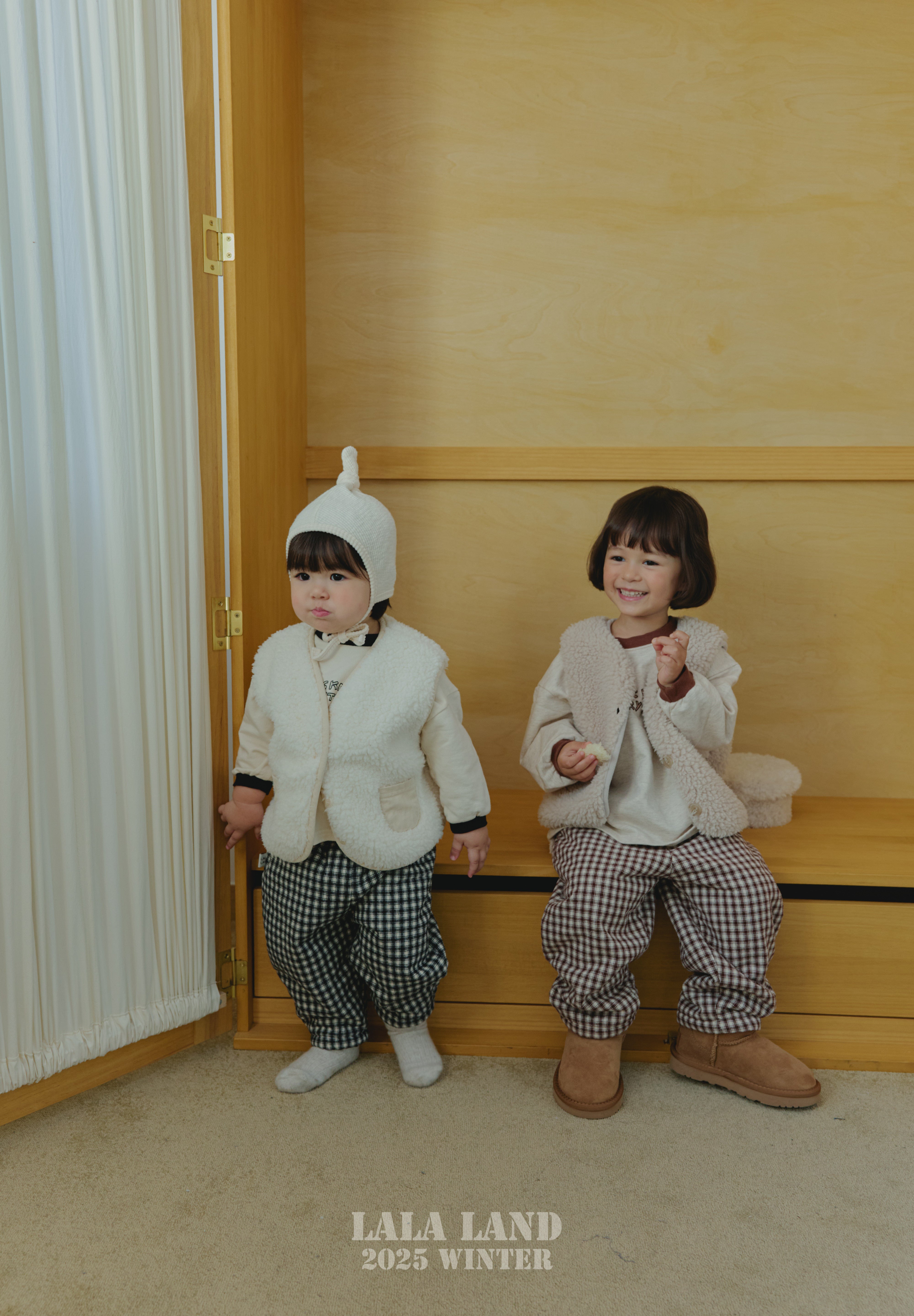 ［Lala land］Pocket boa vest (baby)