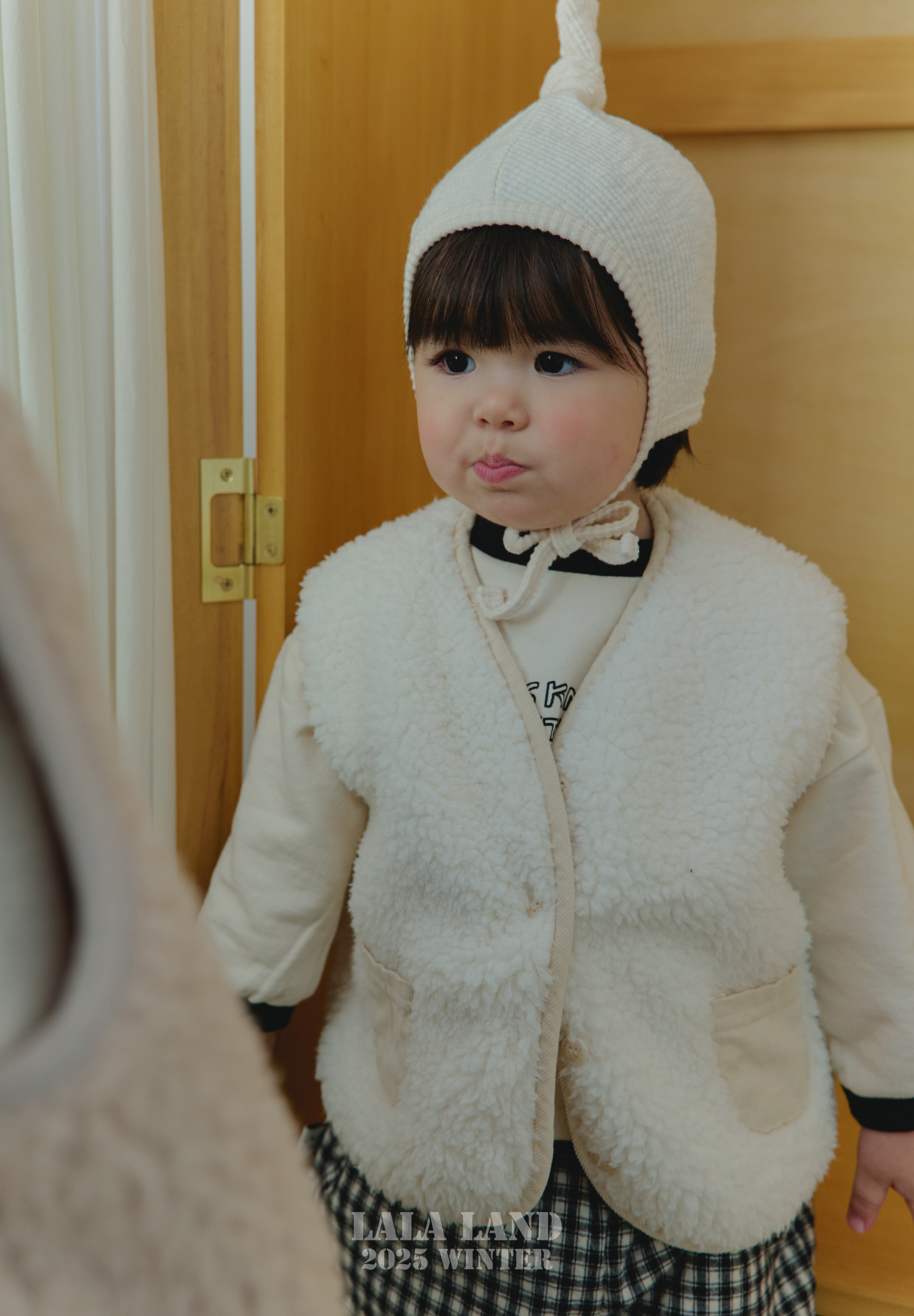 ［Lala land］Pocket boa vest (baby)