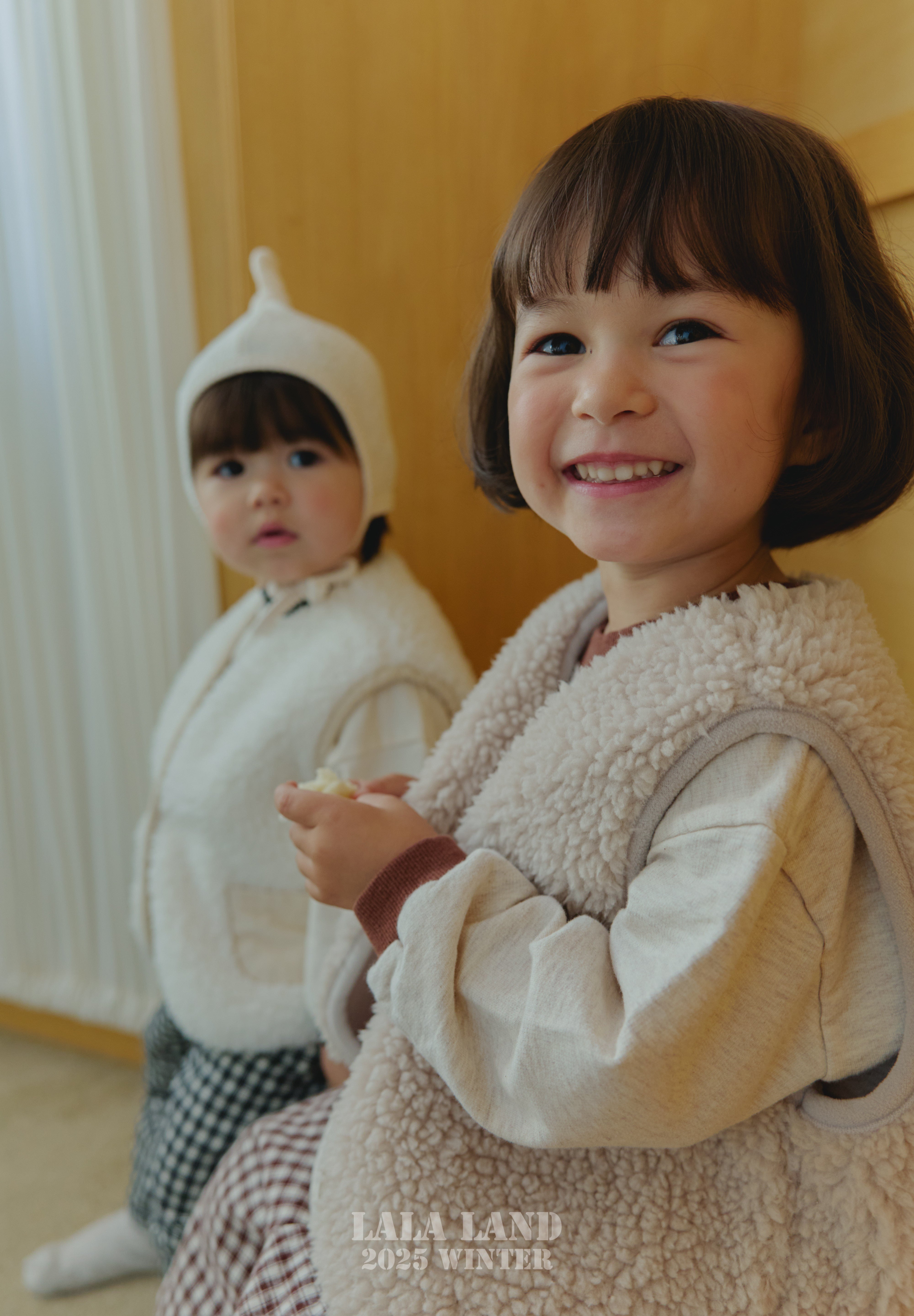 ［Lala land］Pocket boa vest (baby)