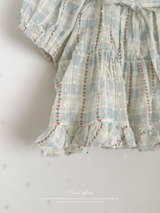Maybe ribbon puff blouse