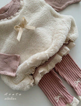 ［Aosta］Furry ribbon vest