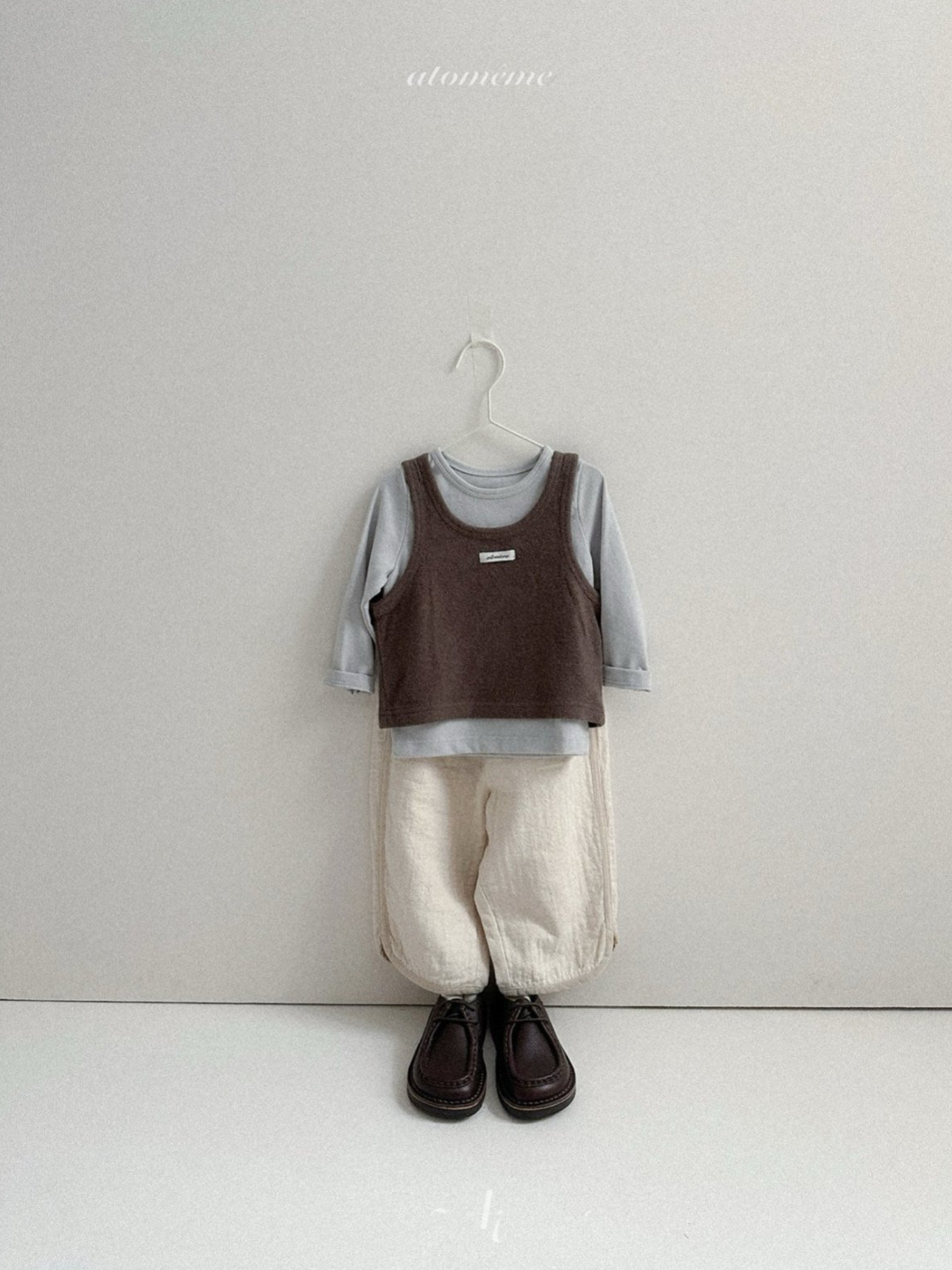 [atomeme] Latte Vest