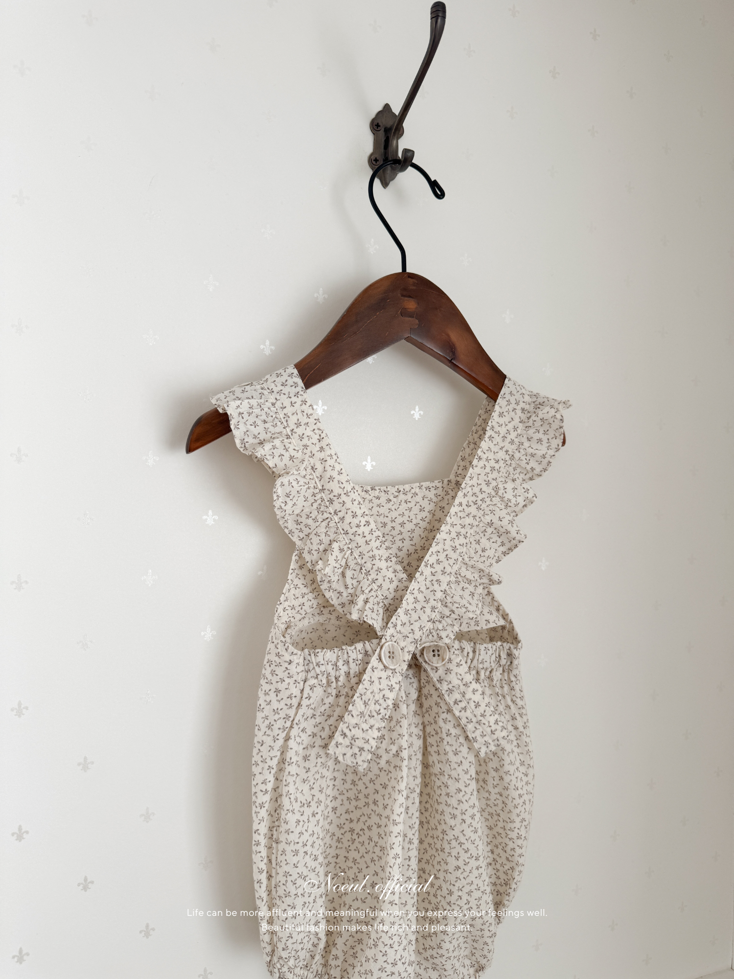 Charming frill rompers