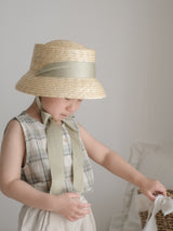 Color ribbon straw hat