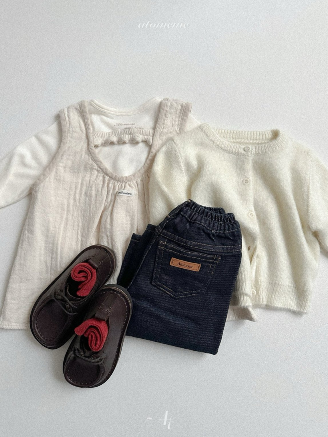 [atomeme] No-fade Curved Denim