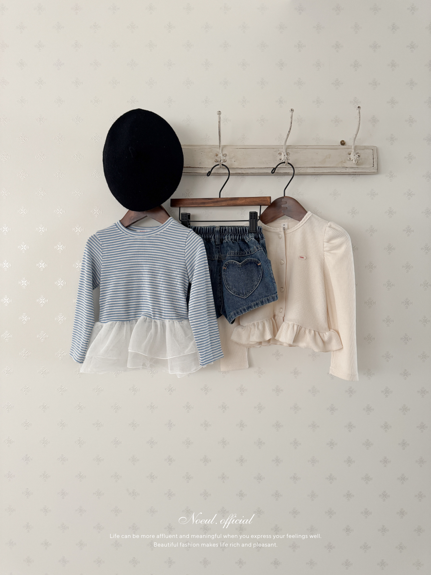 Heart pocket short pants