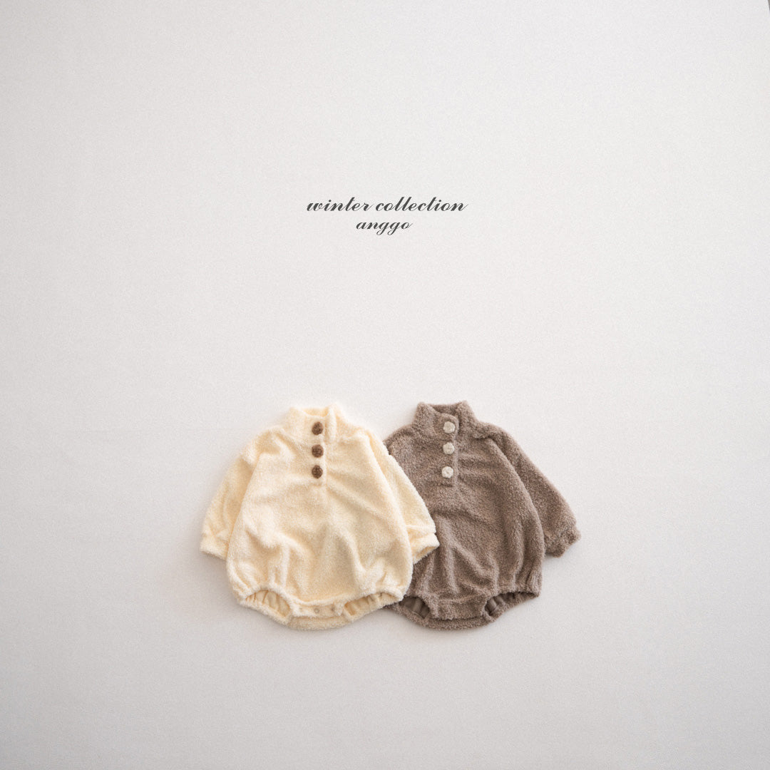 ［anggo］Cream button rompers