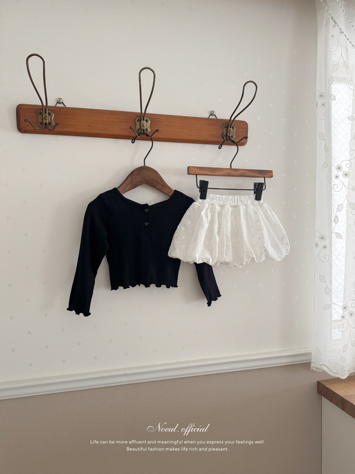 Heart button cross tee