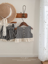 Check lace balloon pants