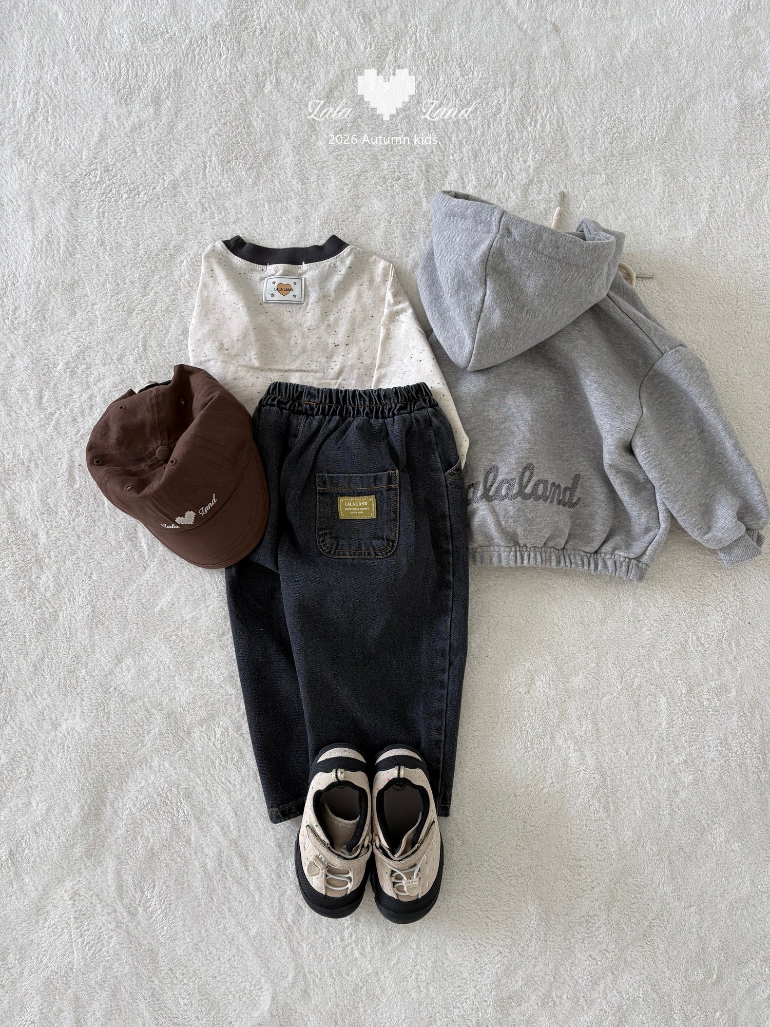 ［Lala land］Wide curveed pants