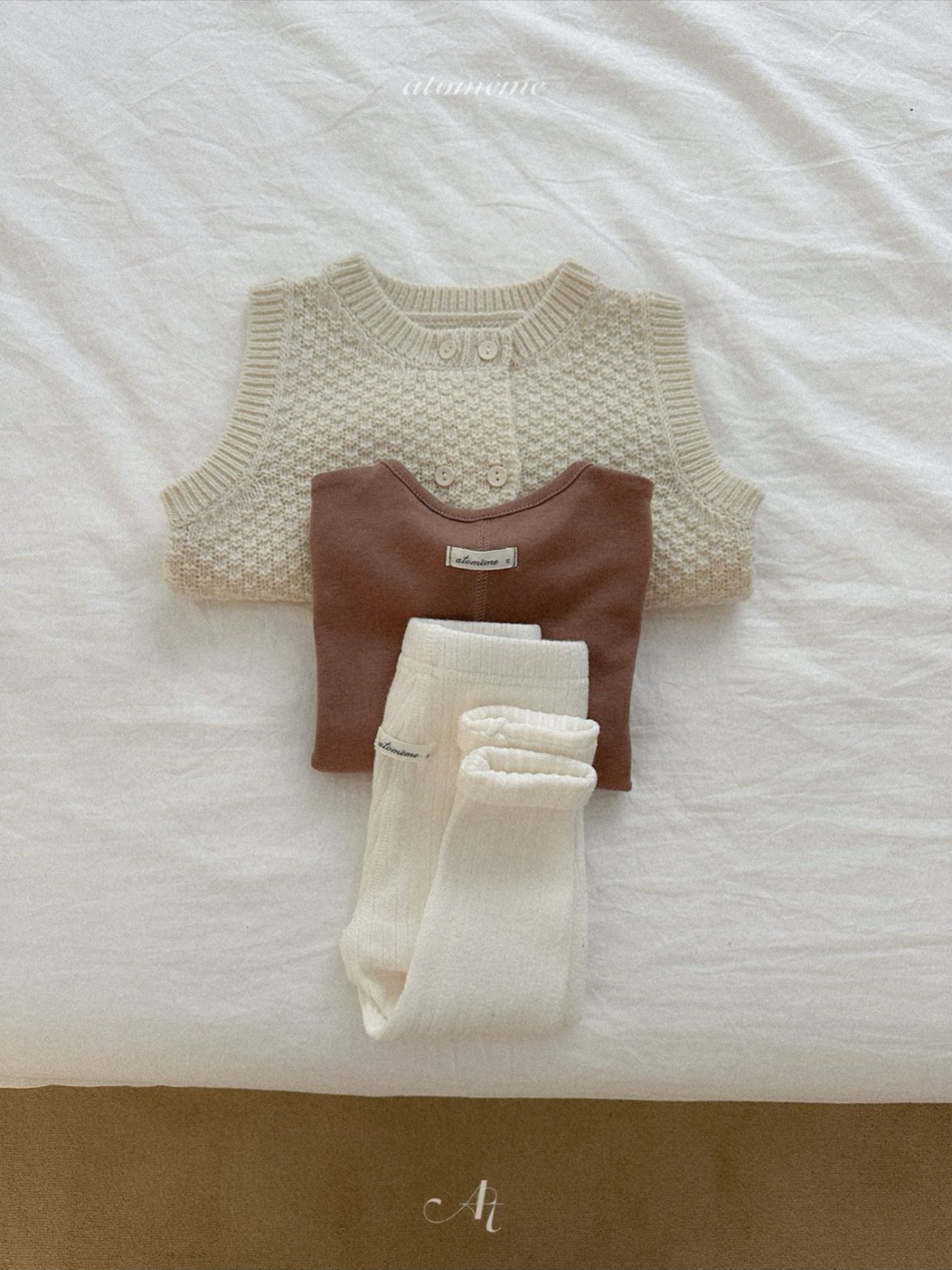 [atomeme] Winter Issac Tee