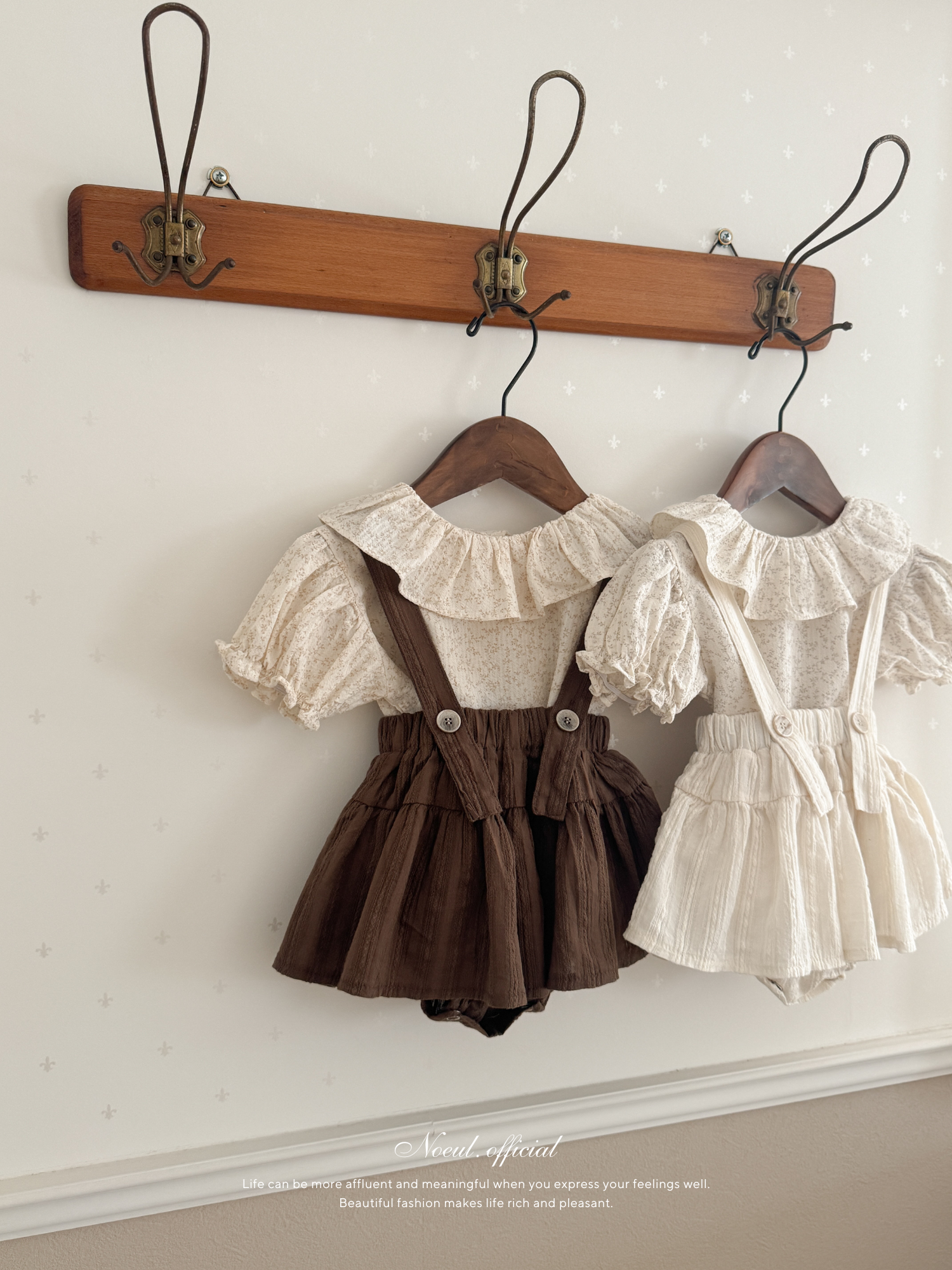 Ciel flour collar blouse