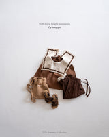 ［anggo］Nutella collar blouse