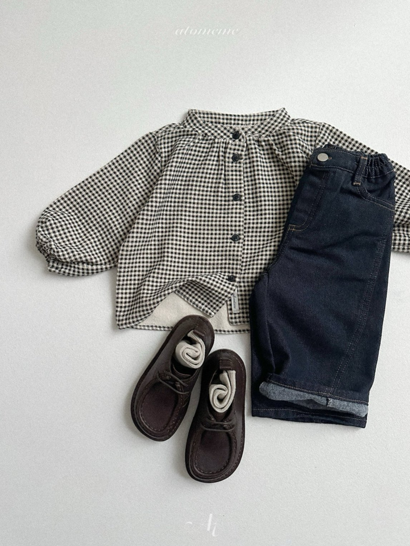 [atomeme] No-fade Curved Denim