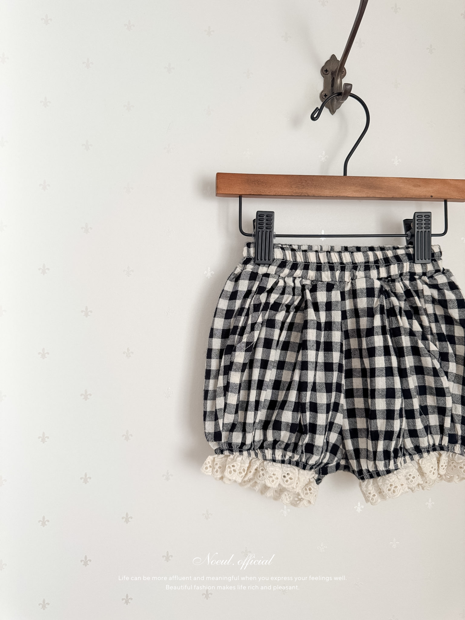 Check lace balloon pants