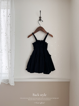 Shirring flare one-piece