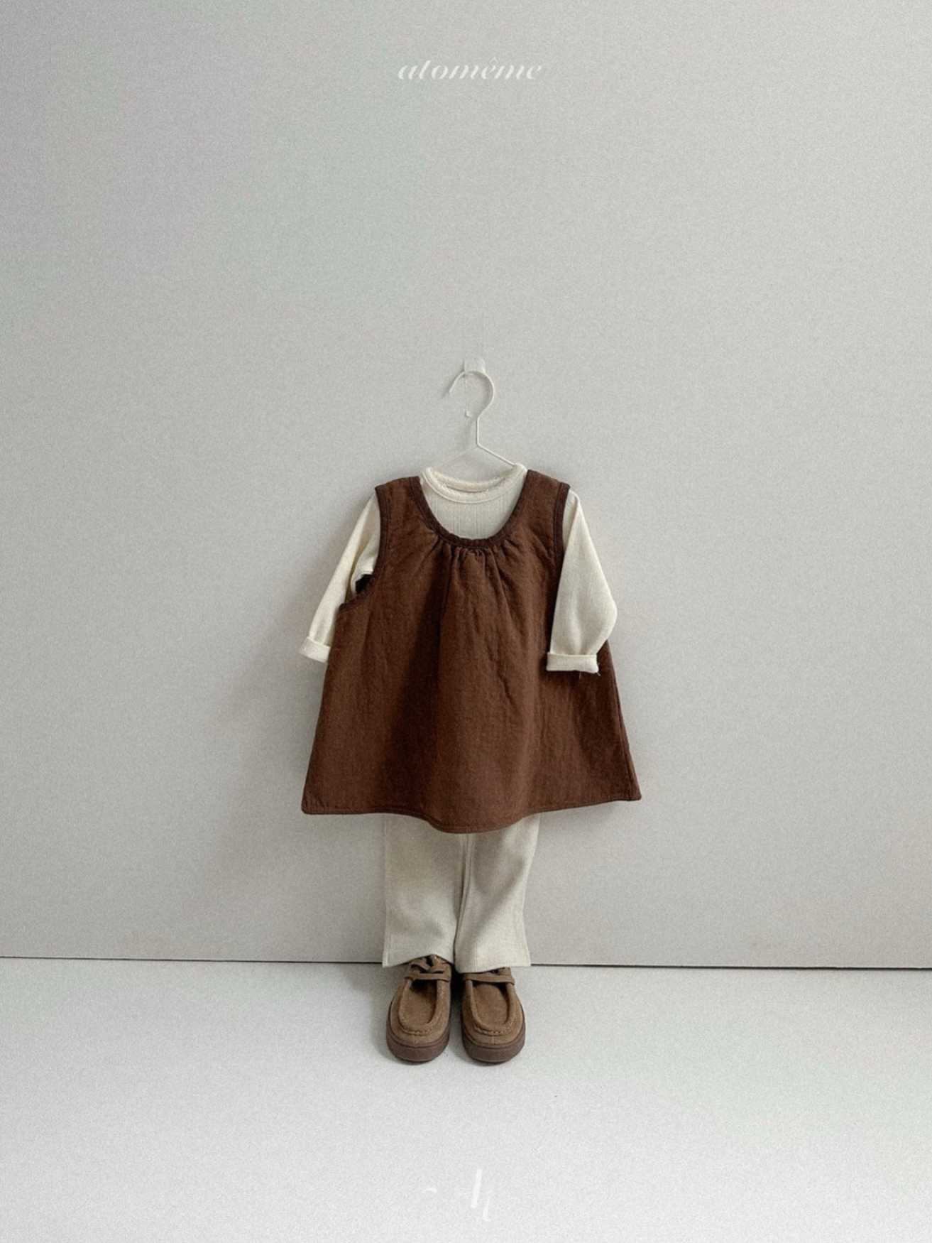 [atomeme] Eyelet Pin Stitch Tee