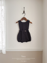 Kuku check suspender suit
