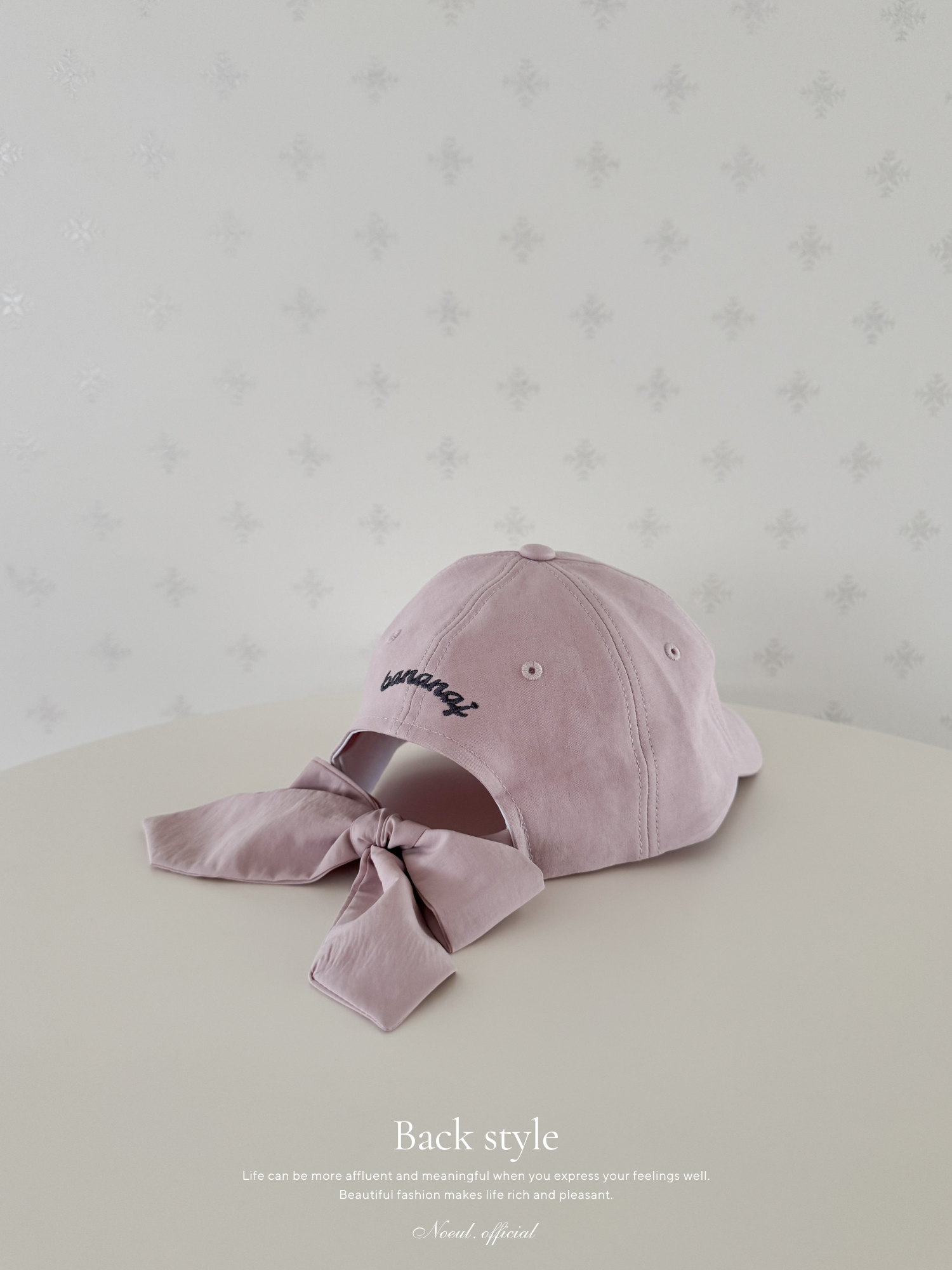 Little moment cap