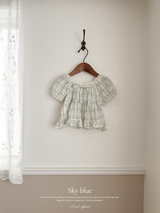 Maybe ribbon puff blouse