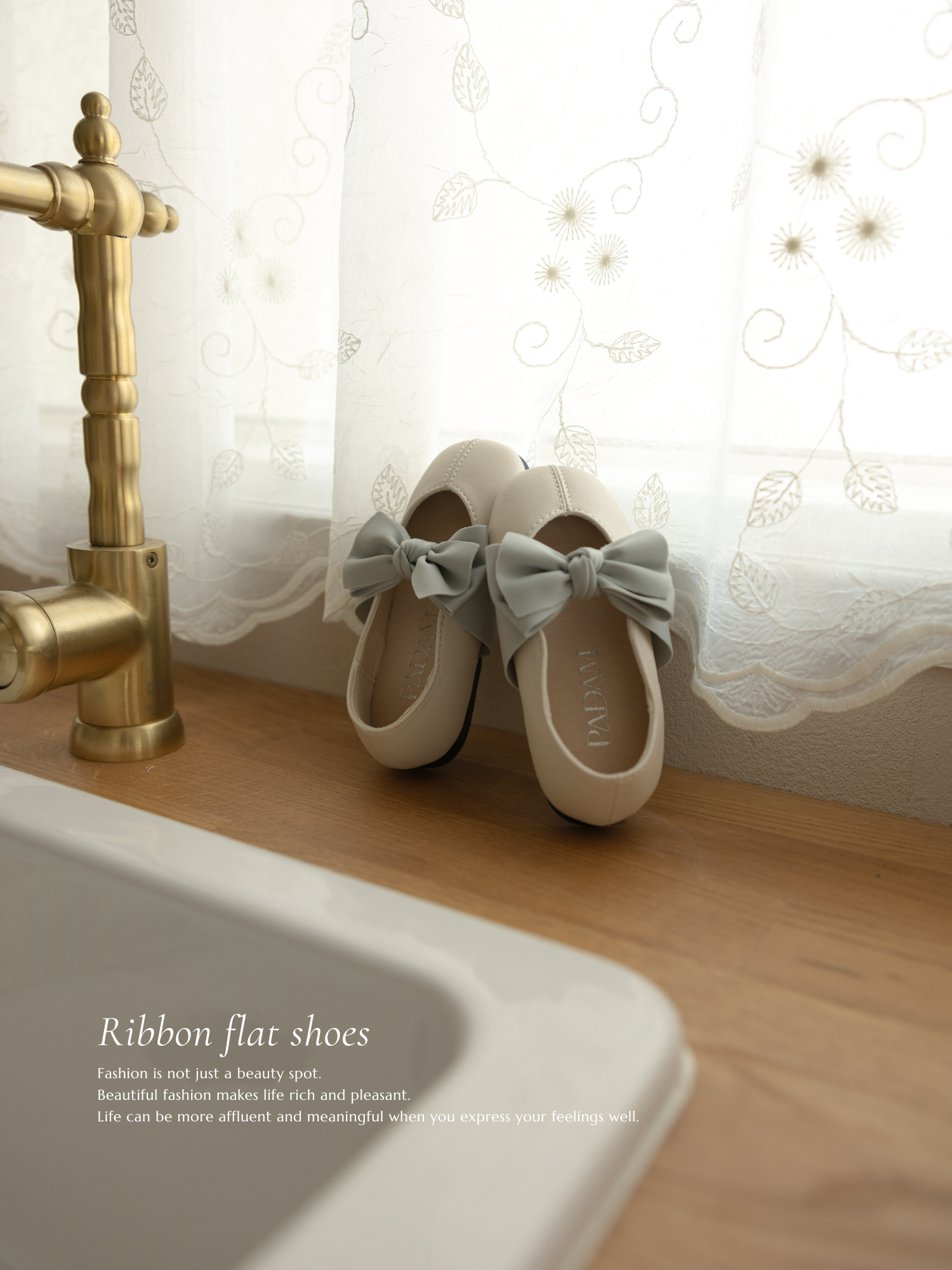 Ribbon flat shoes - Frozen yogurt -