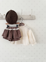 Flora tuck blouse
