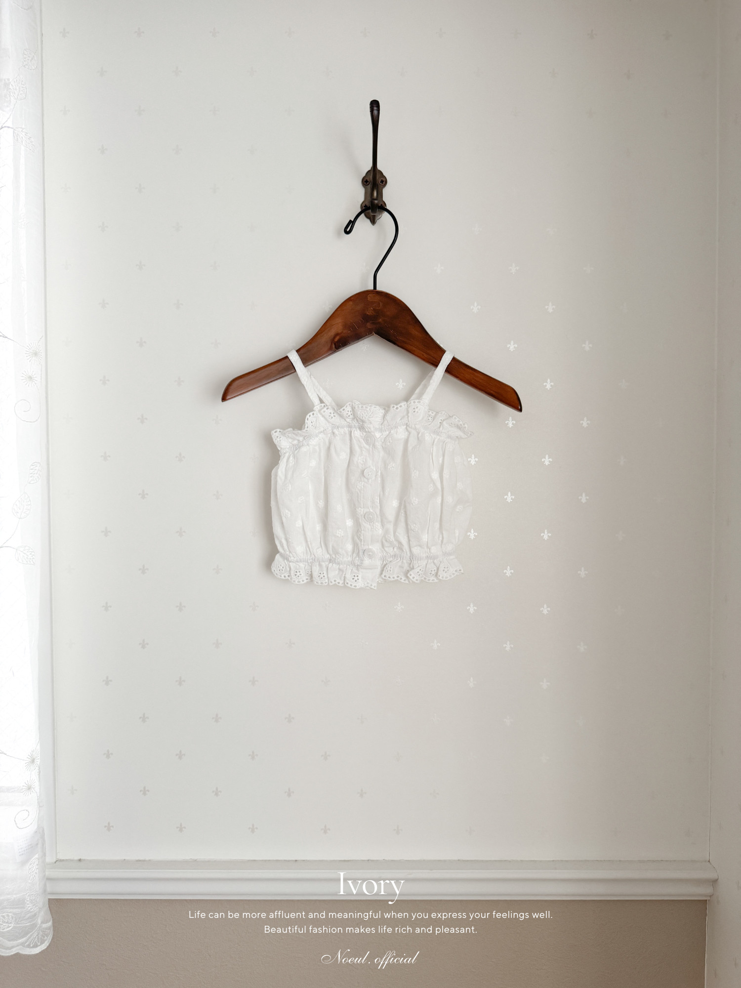 Buly lace top