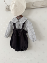 Check balloon blouse