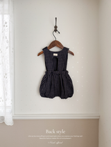 Kuku check suspender suit