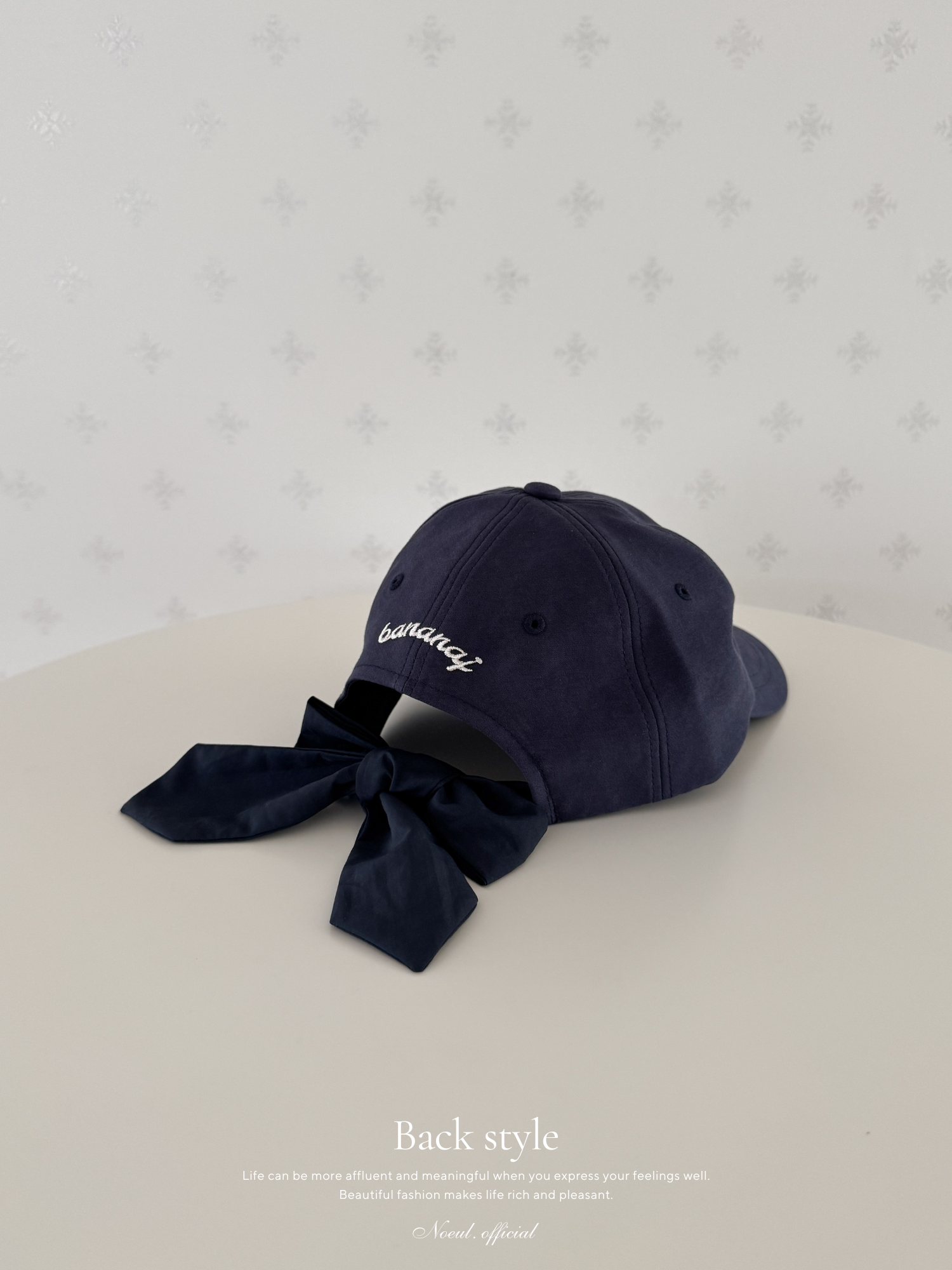 Little moment cap