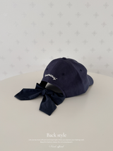 Little moment cap