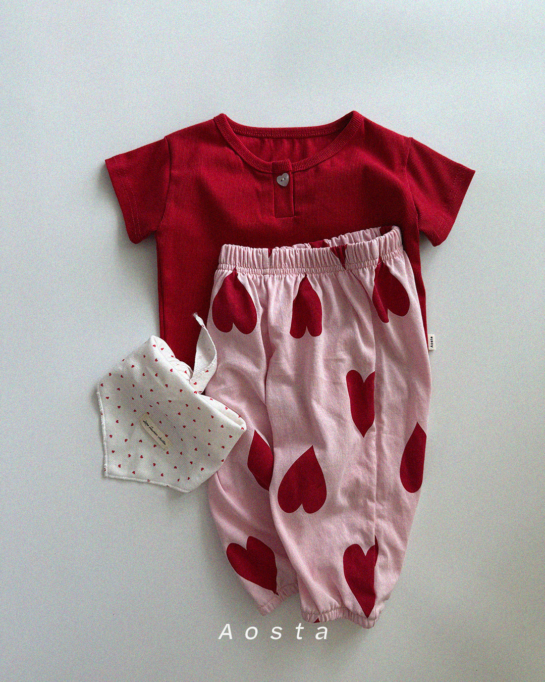 ［Aosta］Heart button tee