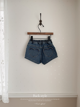Heart pocket short pants