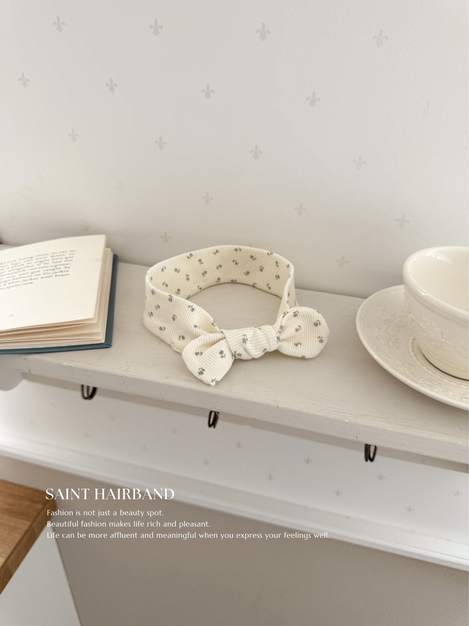 Saint hairband