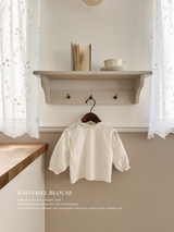 Bao frill blouse