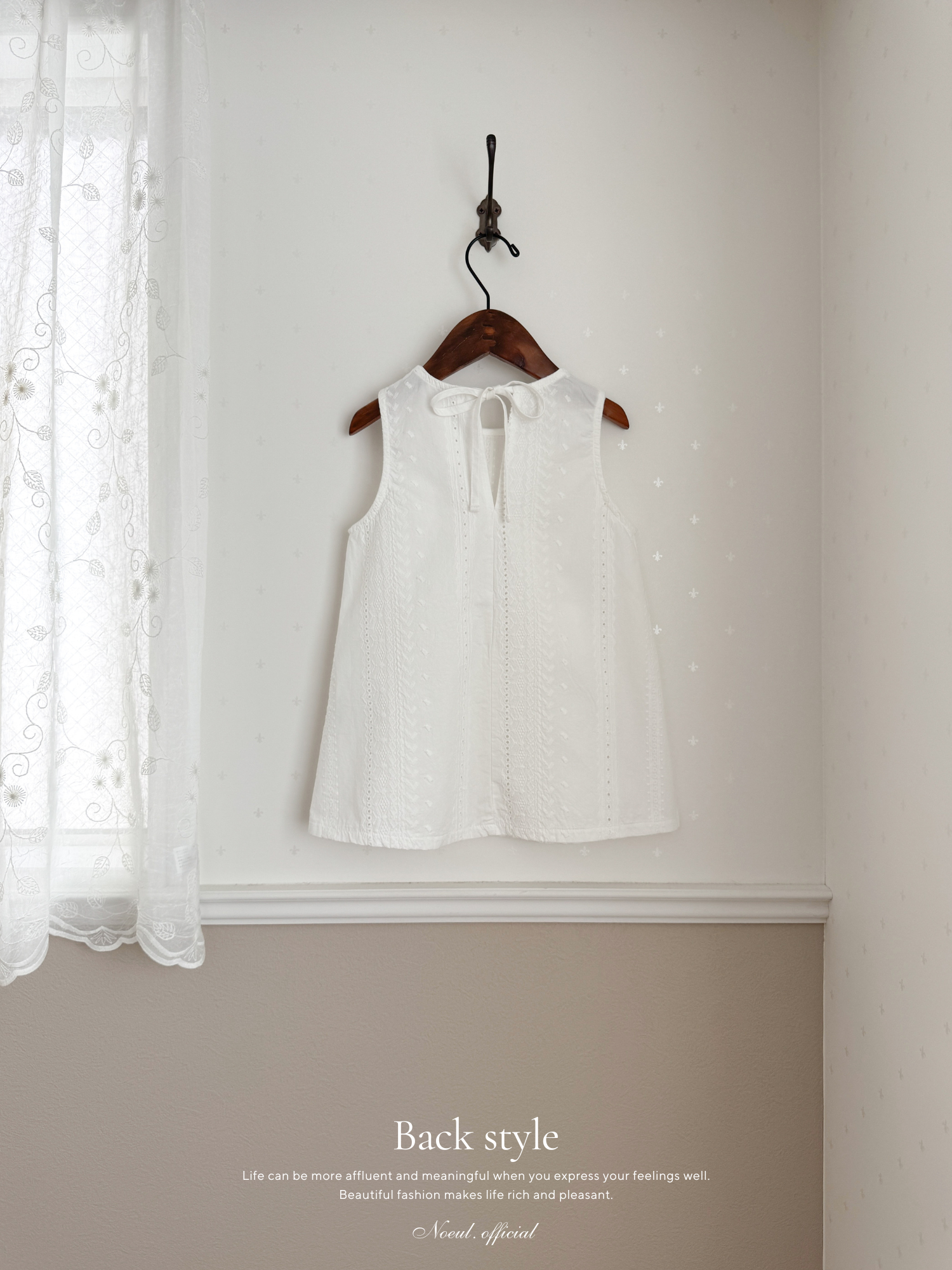 Lace pocket one-piece