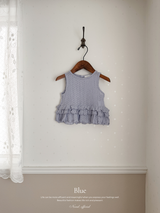 April frill blouse