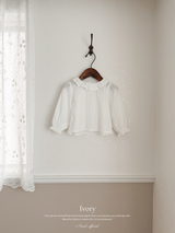 Lace frill blouse